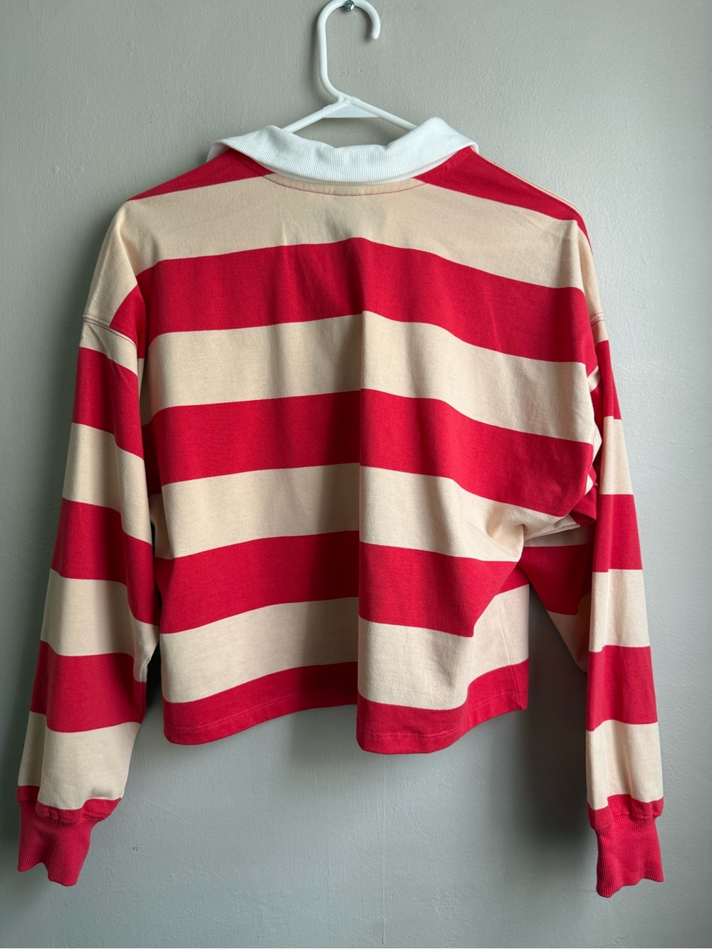 Wild Fable Sports Club Striped Red & Ivory Rugby Shirt Crop Long Sleeve XS NWT - Picture 2 of 9